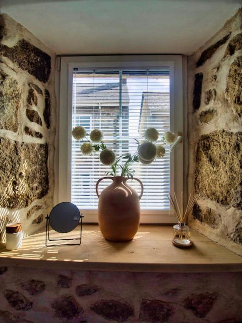 Knocker Cottage Is A 3 Bedroom Made Up Of 1 Double Bedroom And 2 Small Double Bedrooms In Small Village 10 Min To Beaches Camborne Dış mekan fotoğraf