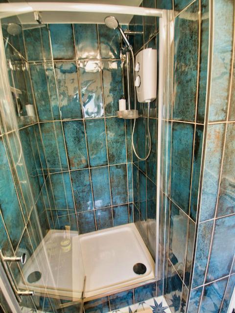Knocker Cottage Is A 3 Bedroom Made Up Of 1 Double Bedroom And 2 Small Double Bedrooms In Small Village 10 Min To Beaches Camborne Dış mekan fotoğraf