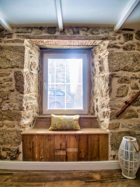 Knocker Cottage Is A 3 Bedroom Made Up Of 1 Double Bedroom And 2 Small Double Bedrooms In Small Village 10 Min To Beaches Camborne Dış mekan fotoğraf