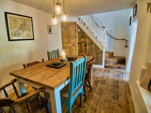 Knocker Cottage Is A 3 Bedroom Made Up Of 1 Double Bedroom And 2 Small Double Bedrooms In Small Village 10 Min To Beaches Camborne Dış mekan fotoğraf