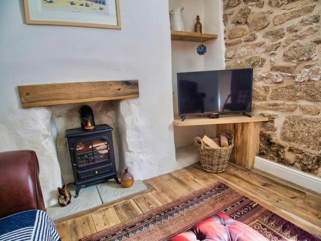 Knocker Cottage Is A 3 Bedroom Made Up Of 1 Double Bedroom And 2 Small Double Bedrooms In Small Village 10 Min To Beaches Camborne Dış mekan fotoğraf